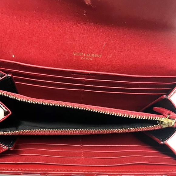 Yves Saint Laurent Red Quilted Vicky Organizer Wallet - Picture 8 of 10